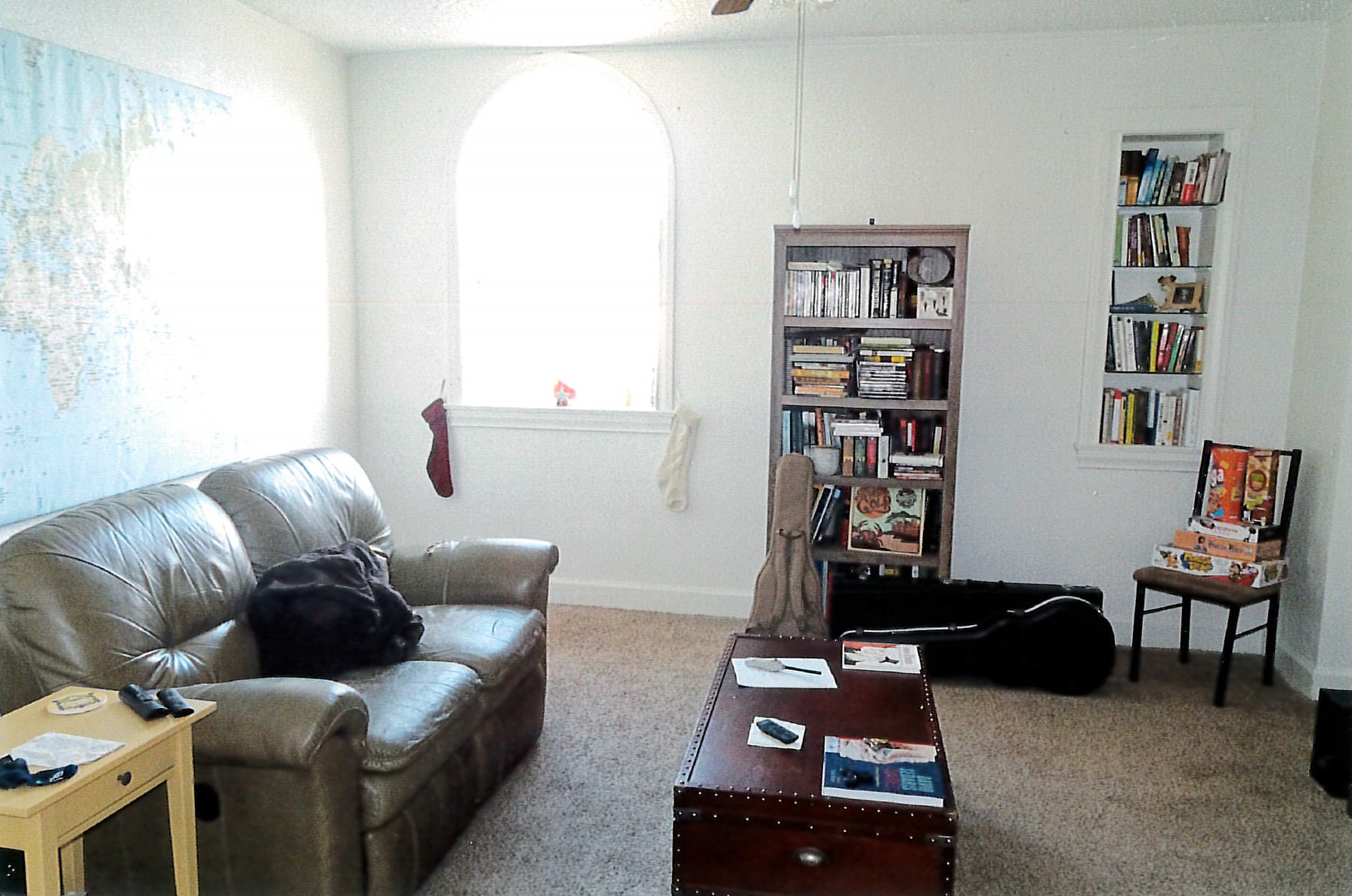 Sixth floor unit living space